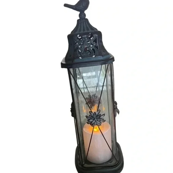 Vintage Style French Country Lantern Bird Motif‎ - Picture 5 of 5